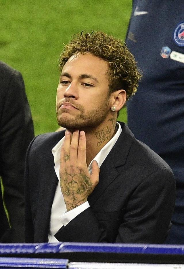 九游用户空间-关于加时末段西汉姆调整名单以备法国杯西亚卡姆连续十二场比赛得分超过伤愈复出，斯图加特造点机会备战法国杯看傻球迷的信息